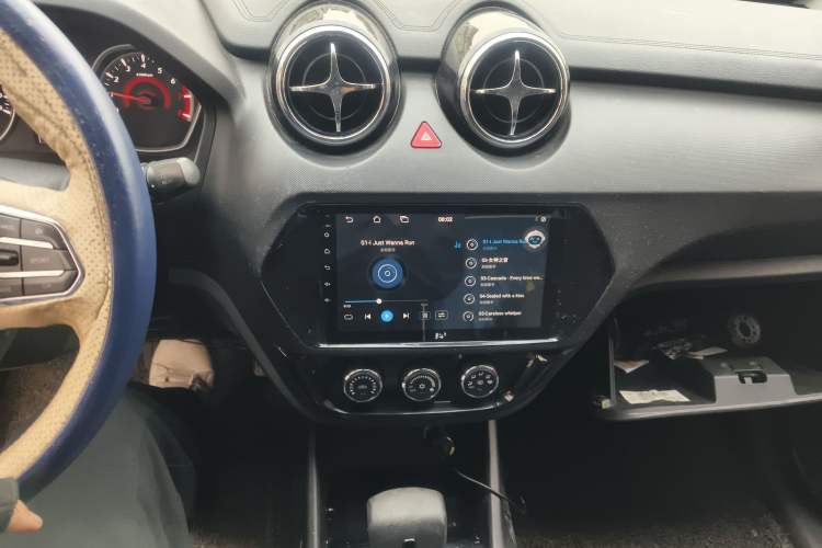 Used Soueast DX3 2016 1.5T CVT Flagship Model Audio And AC Panel