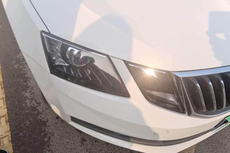 Used Skoda Octavia 2021 1.5L Automatic Comfort Edition

