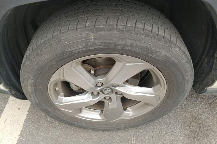 Used Toyota RAV4 2022 2.0L CVT Two-Wheel Drive Fashion Plus Edition