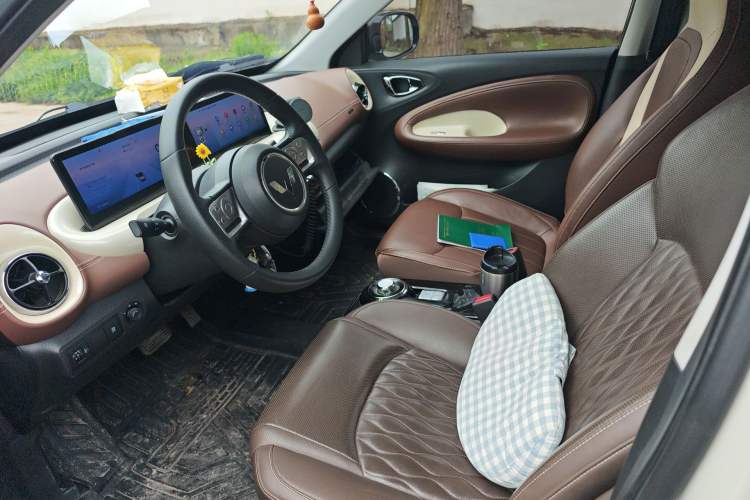 Used Wuling Bingo 2023 333 km Lingxi Connected+ Version Left Front Seat