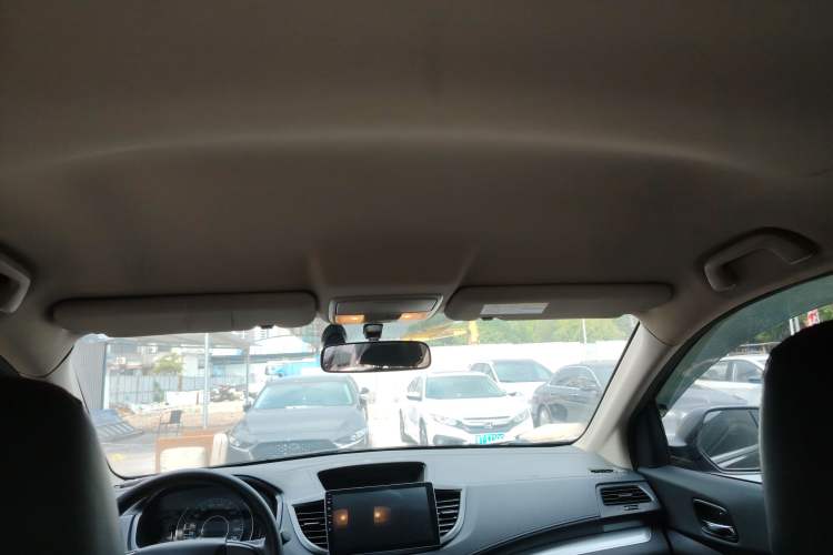 Used Honda CR-V 2016 2.0L Two-Wheel Drive Classic Edition