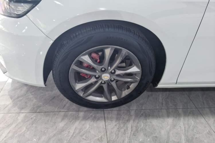 Used Chevrolet Malibu XL 2018 530T Automatic Ruiyi Edition Left Front Wheel Hub