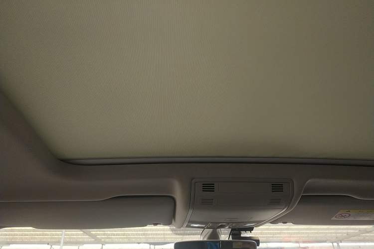 Used Volkswagen Tayron 2020 280TSI Two-Wheel Drive Luxury Connect Edition