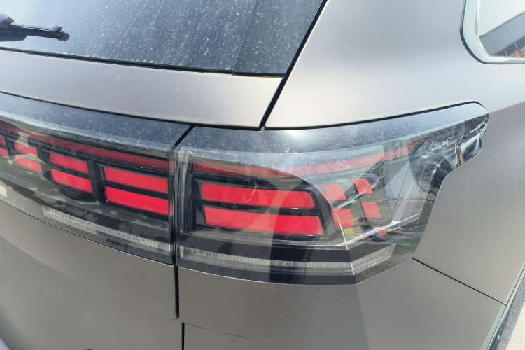 Used Volkswagen Teramont 2025 Tiguan Pro 450TSI Four-Wheel Drive Summit Edition
