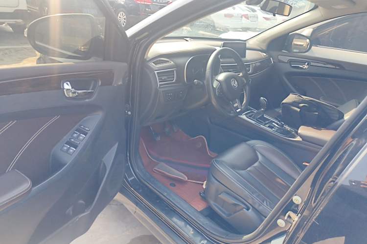 Used Dongfeng Fengon 580 2018 1.5T Manual Luxury Model