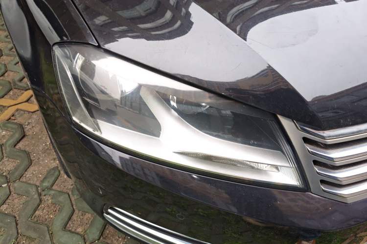 Used Volkswagen Magotan 2015 1.8TSI Advanced Model Right Front Headlight