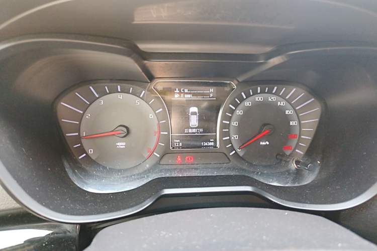 Used GAC Trumpchi GS4 2017 235T Manual Two-Wheel Drive Luxury Edition Instrument Cluster