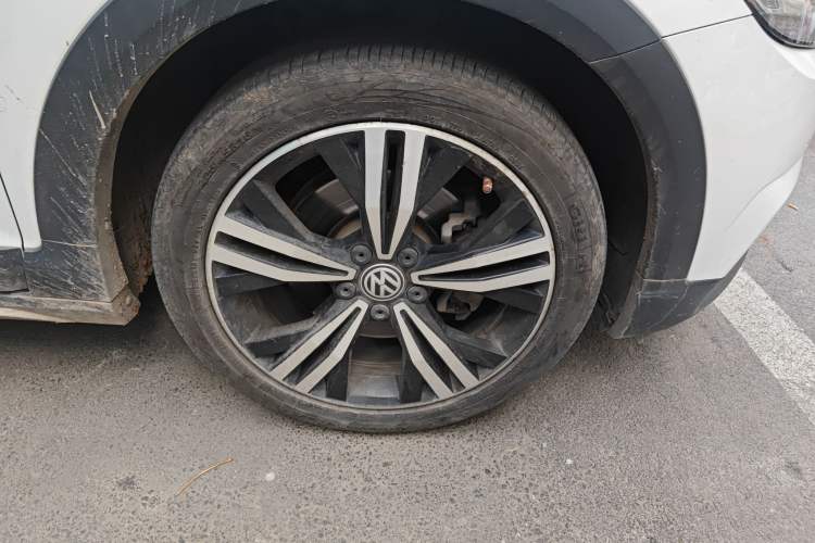 Used Volkswagen Touran 2018 Volkswagen Touran L 280TSI DSG Boundary Edition 7 Seats China V Emission Standard
