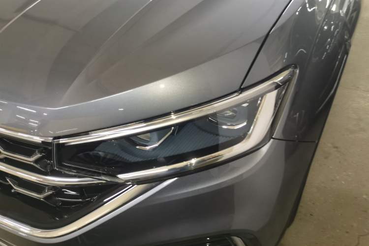 Used Volkswagen Tayron 2023 280TSI Two-Wheel-Drive Luxury Plus Advanced Version Left Front Headlight