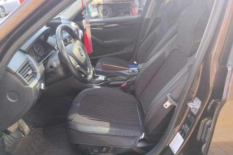 Used BMW X1 2015 sDrive18i Fashion Upgrade Edition