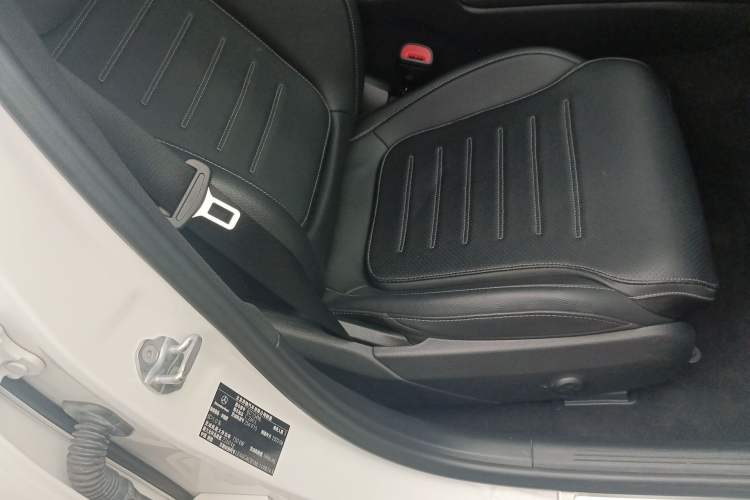 Used Mercedes-Benz C-Class 2022 Restyled C 260 L Sport Edition Right Front Seat