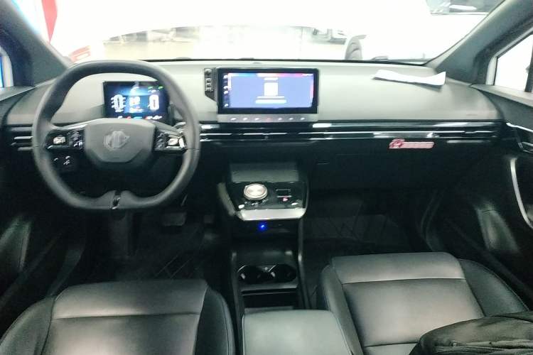 Used MG 4 EV 2022 425 km Luxury Edition