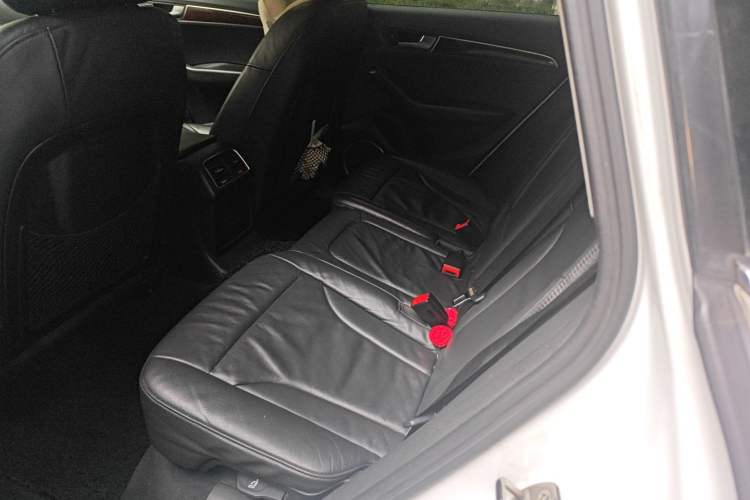 Used Audi Q5 2011 2.0TFSI Comfort Version
