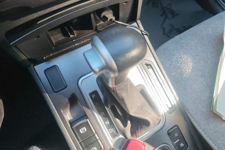 Used Haval H6 Coupe 2018 Red-Label 1.5T Automatic Two-Wheel Drive Ultra-Luxury Model