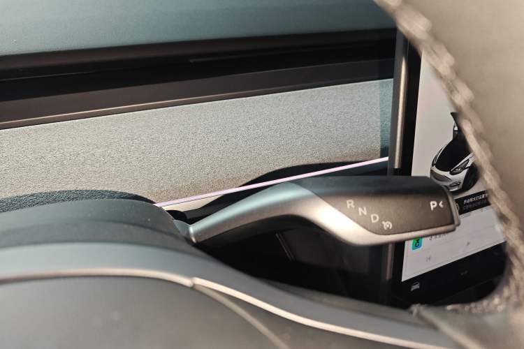 Used Tesla Model Y 2023 Rear-Wheel-Drive Version