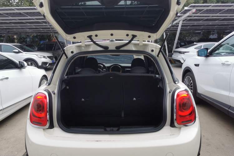 Used MINI MINI 2018 1.5T ONE PLUS
