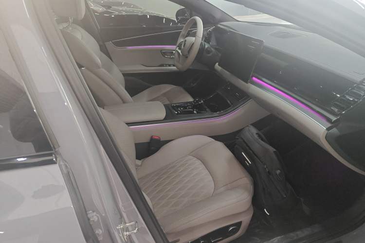 Used BYD Han 2025 DM-i Intelligent Driving Edition 125KM LiDAR Flagship Model Right Front Seat