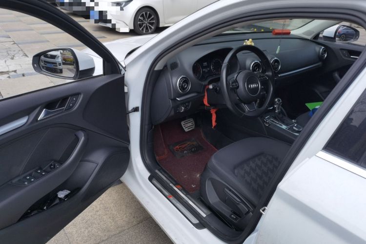 Used Audi A3 2016 Limousine 35 TFSI Ambition Edition
