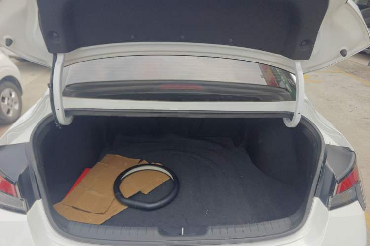 Used Hyundai Elantra 2021 1.5L CVT GLX Elite Edition
