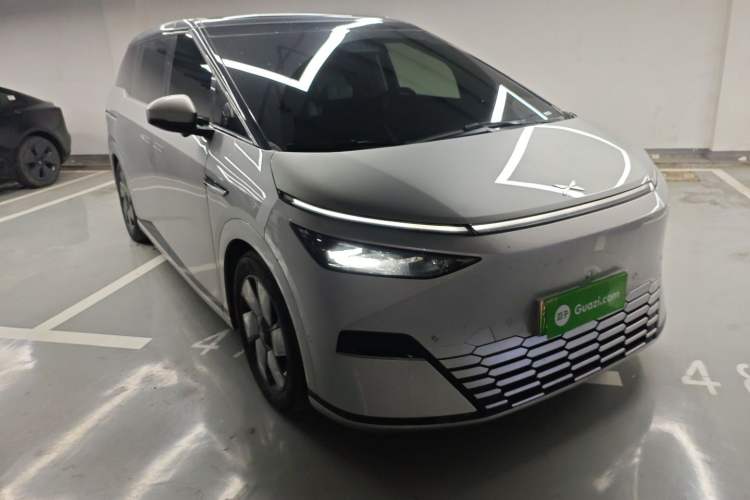 Used XPeng X9 2024 610 Long-Range Pro
