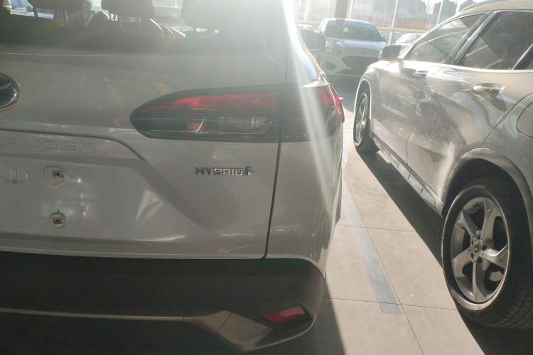 Used Toyota FRONTLANDER 2023 2.0L Smart Electric Hybrid Dual-Engine Deluxe Version