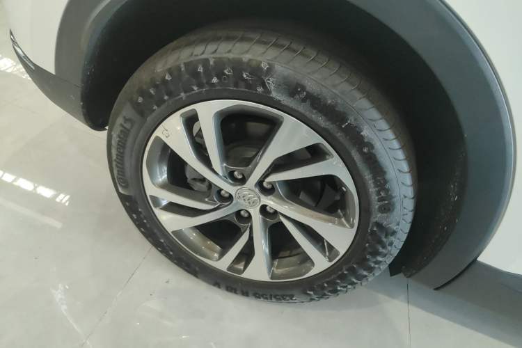 Used Buick Envision 2020 Encore S 652T Two-Wheel Drive Luxury Model