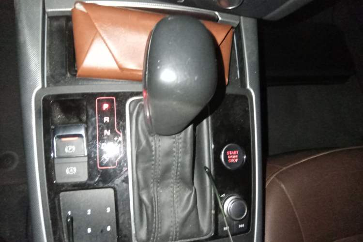 Used Audi A6L 2018 30th Anniversary Edition 35 TFSI Fashion Model
