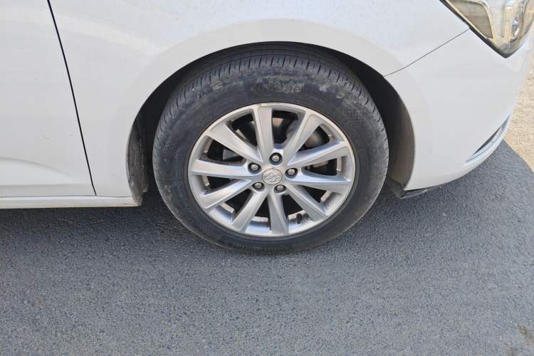 Used Buick Verano 2015 Sedan 20T Dual-Clutch Leading Model