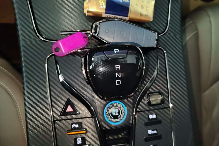 Used BYD Han 2022 EV Genesis Edition 715KM Front-Wheel-Drive Prestige Model
