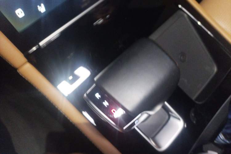 Used Li Auto ONE 2021 Extended-Range 6-Seater Version Gear Lever