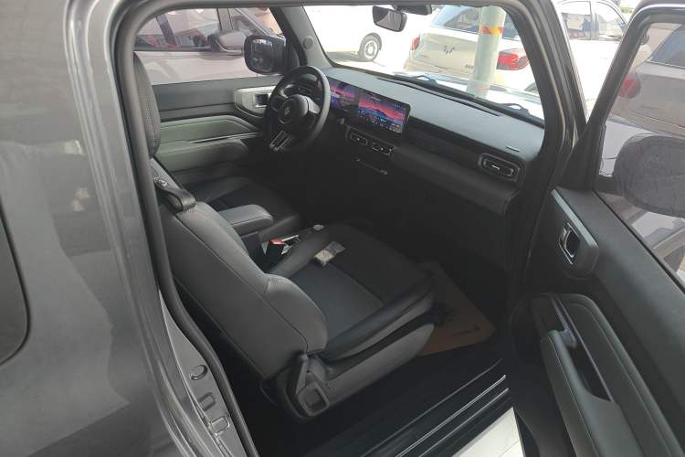 Used Baojun Spark 2023 Flagship Edition Right Front Seat