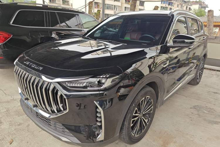 Used JETOUR X70 PLUS 2023 1.5T Manual Warrior PRO 7-Seater