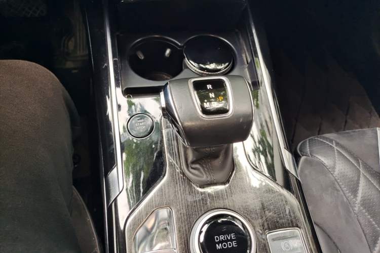 Used Hongqi HS5 2019 2.0T Smart Connect Flagship All-Wheel-Drive Version