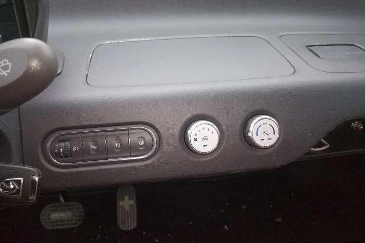 Used Baojun E100 2018 Intelligent Drive Edition
