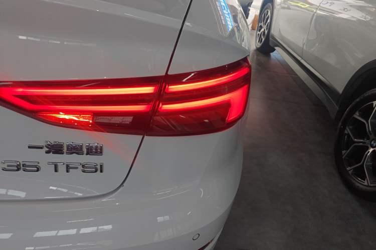 Used Audi A3 2020 Limousine 35 TFSI Fashion Edition China VI Emission Standard
