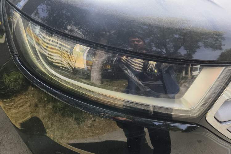 Used Ford Edge 2016 EcoBoost 245 Two-Wheel-Drive Titanium 7-Seater