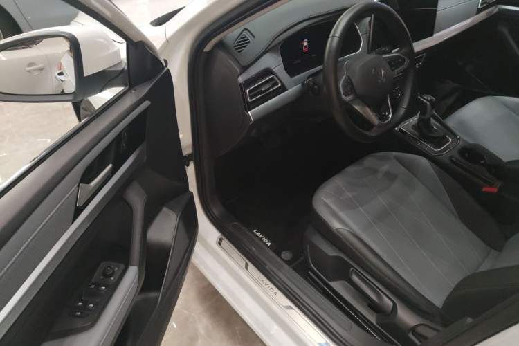 Used Volkswagen Lavida 2023 Revised Version 1.5L Automatic Starry Sky Edition – 5 Million Units Driver Seat