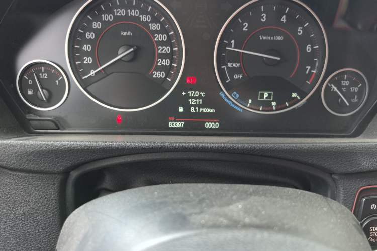 Used BMW 3 Series 2013 Restyled 320i Sport Design Package Odometer Close Up