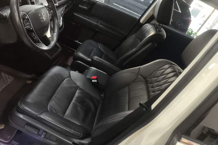 Used Honda Elysion 2019 2.0L Hybrid Luxury Edition
