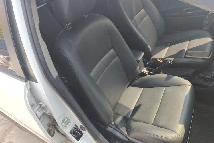 Used Toyota YARiS L Zhi Xuan 2022 1.5L CVT Leading PLUS Edition Right Front Seat