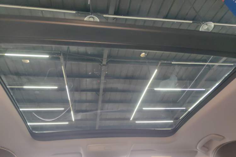 Used Volkswagen Tiguan L 2023 330TSI Automatic Two-Wheel Drive Smart Edition