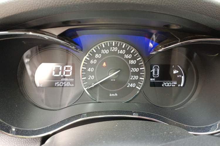 Used Venucia D60 2019 100 000 Glory 1.6L Entry Manual ChenShang Edition China VI
