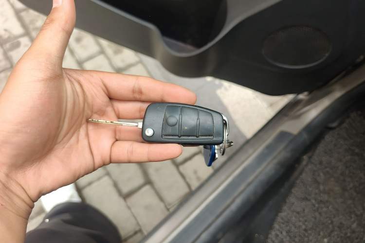 Used Suzuki Wagon R X5 2013 Revised Version 1.4L VVT Cruise Edition
