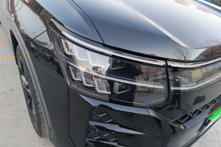 Used Volkswagen Teramont 2025 Tiguan Pro 450TSI Four-Wheel Drive Summit Edition Right Front Headlight