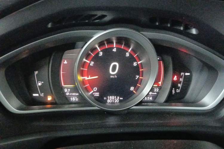 Used Volvo V40 2019 T3 Smart Luxury Edition
