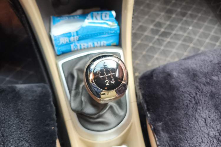 Used Hyundai Verna (older generation) 2010 Sedan 1.4L Manual Standard GL Model