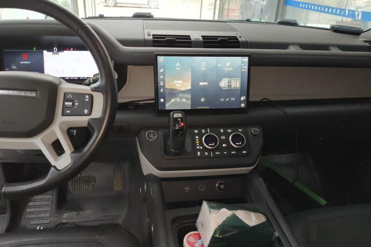 Used Land Rover Defender 2024 110 3.0T P400 XS
