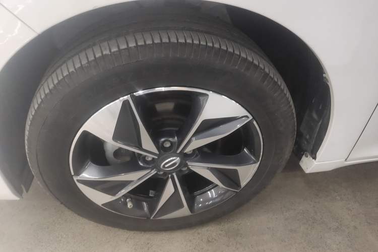 Used GAC Trumpchi M6 2021 PRO 270T DCT Luxury Edition Left Front Wheel Hub