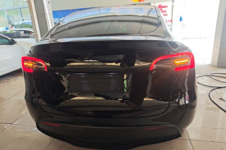 Used Tesla Model Y 2022 Rear-Wheel-Drive Version