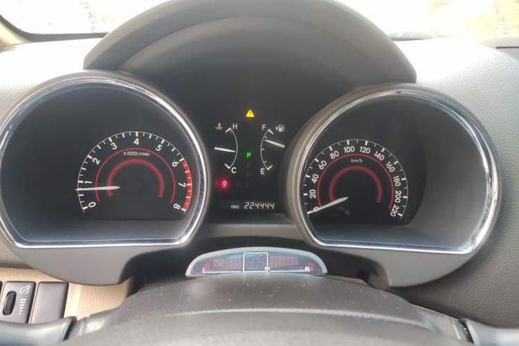 Used Toyota Highlander 2011 2.7L Two-Wheel Drive 7-Seater Luxury Edition
